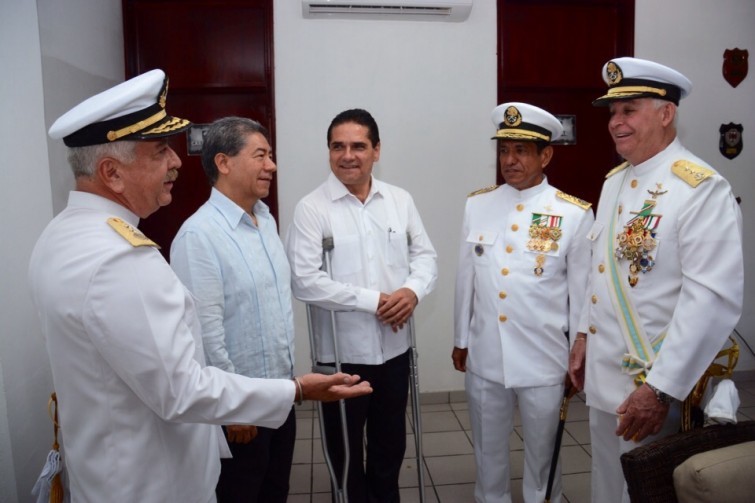 Silvano Aureoles_Naval (6)
