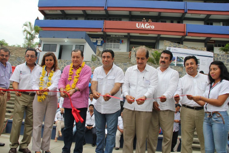 inaguracion teatro aire